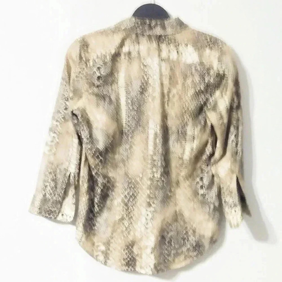 Lauren Ralph Lauren Snake Print Button Down Top - Picture 4 of 5